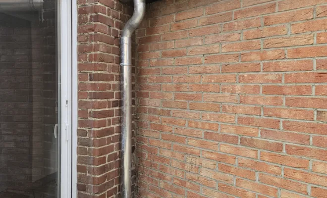 Nouveau chantier : Toiture bac acier, VELUX, volets solaires, gouttière et sa descente en zinc., Hazebrouck, Menuiserie Casseloise