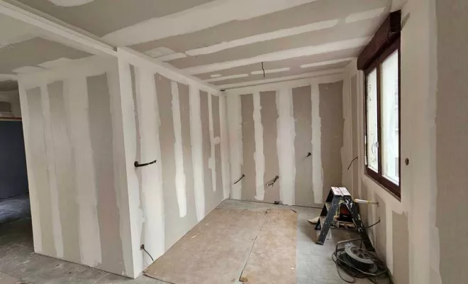 Travaux de plâtrerie, Hazebrouck, Menuiserie Casseloise